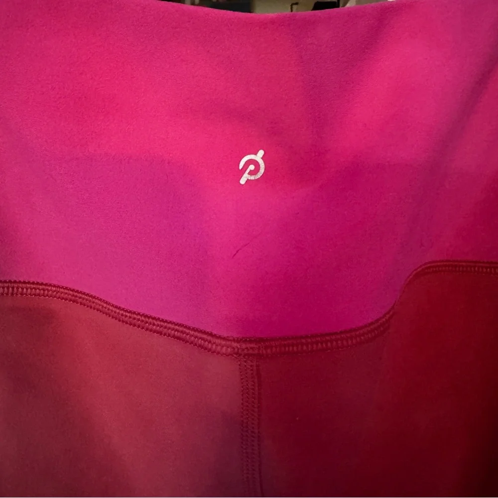 Peloton Women’s Small Pink Cross Front High Rise Leggings. - Picture 3 of 6